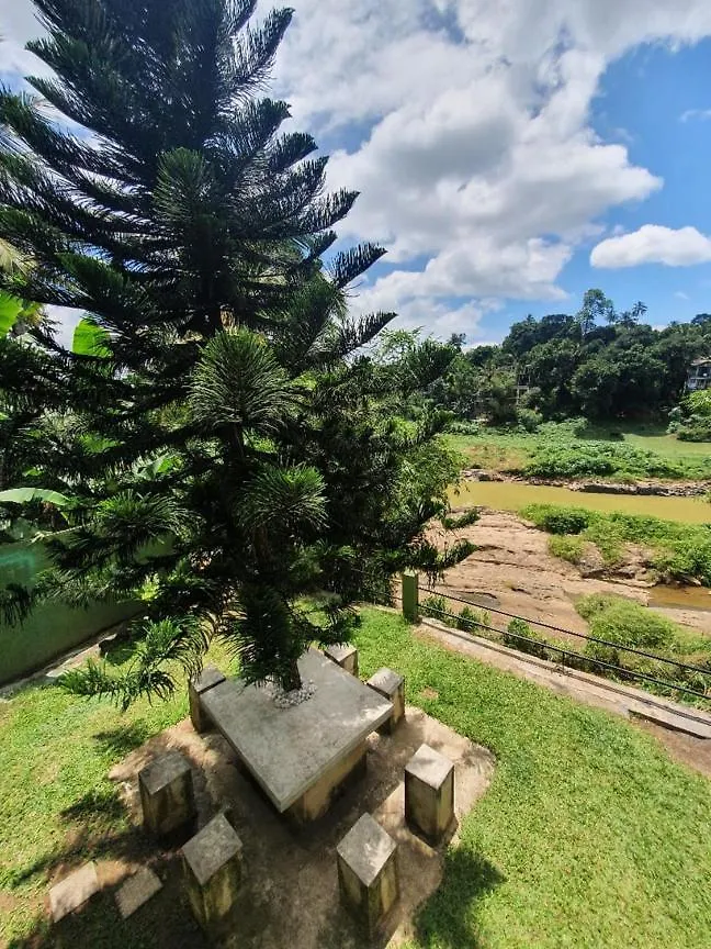 Bed & Breakfast Riverview Lodge Kandy