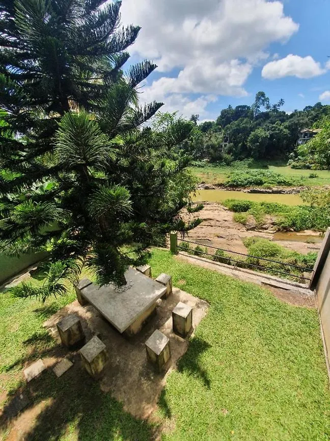 ** Bed & Breakfast Riverview Lodge Kandy Sri Lanka